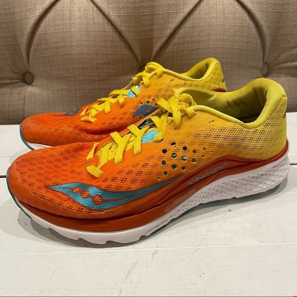 Saucony Kinvara 8 - Women’s Size 7.5 Orange Yellow Athletic Running Shoes 61464 - Picture 3 of 12